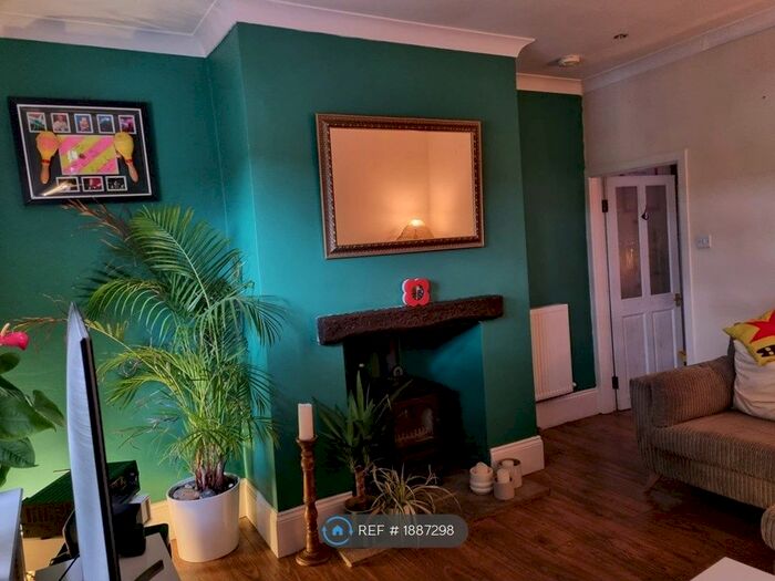 2 Bedroom End Of Terrace House To Rent In Temperance Street Broadbottom, Broadbottom, SK14