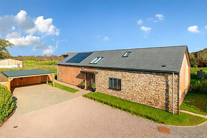 4 Bedroom Barn Conversion For Sale In Payhembury, Honiton, EX14