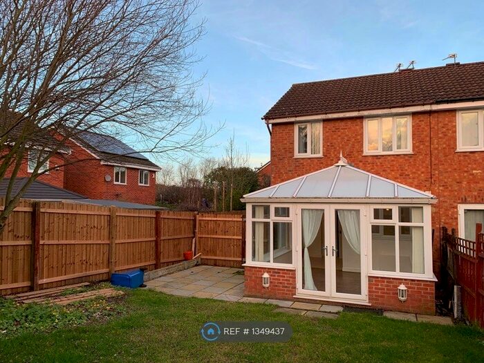 3 Bedroom Semi-Detached House To Rent In Guillemot Way, Liverpool, L26