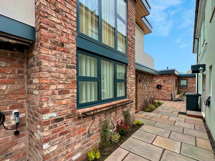 1 Bedroom Detached Bungalow To Rent In Brows Close, Formby, L37