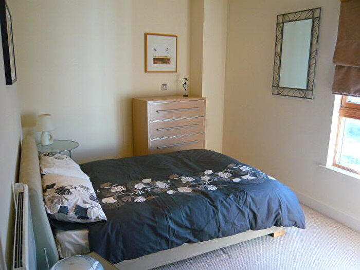 1 Bedroom Apartment To Rent In Mackenzie House, Leeds Dock, Leeds City Centre, LS10