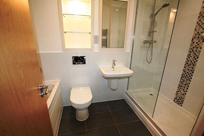 2 Bedroom Flat For Sale In Apartment, Rushton Court, Princes Drive, Diglis, Worcester., WR1