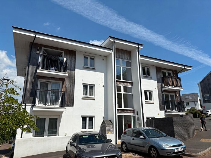 2 Bedroom Flat To Rent In Berkshire Close, Ogwell, TQ12