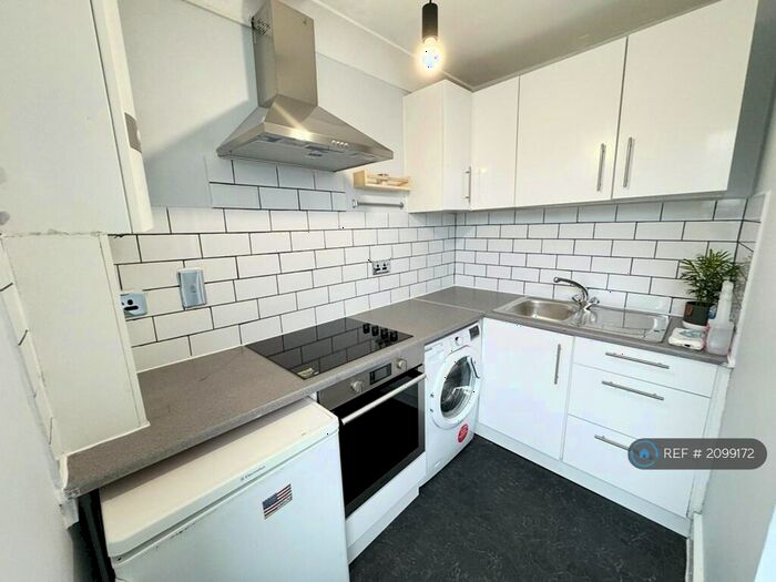 1 Bedroom Flat To Rent In Lee High Road, London, SE13