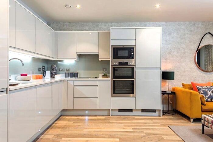 1 Bedroom Flat For Sale In Brightwell Lakes, Brightwell, Ipswich, IP10