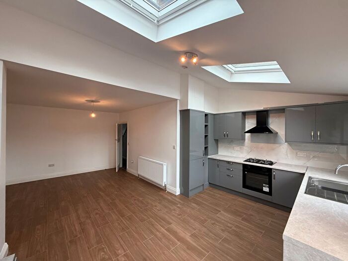 3 Bedroom Property To Rent In Hurst Road, Bexley, DA5