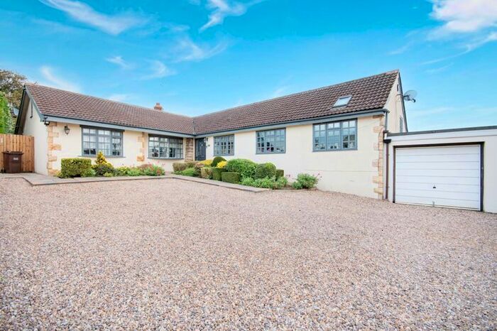 4 Bedroom Detached Bungalow For Sale In Little Smeaton, Pontefract, WF8