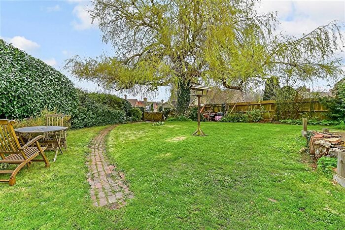 2 Bedroom Semi-Detached House For Sale In South Street, East Hoathly, East Sussex, BN8