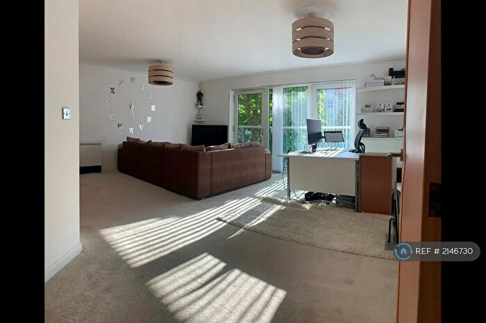 1 Bedroom Flat To Rent In Cardiff Bay, Cardiff, CF10