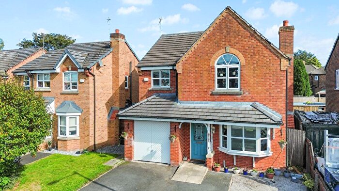 4 Bedroom Detached House For Sale In Penrith Road, St. Helens, WA10