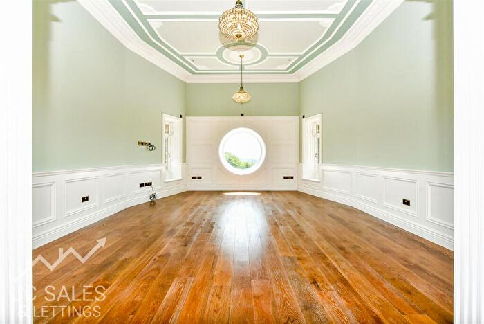 2 Bedroom Apartment To Rent In Riber Castle, Riber, Matlock, DE4