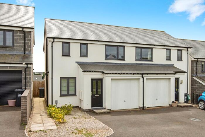 3 Bedroom Semi Detached House For Sale In Crowles View, Bodmin, Cornwall, PL31
