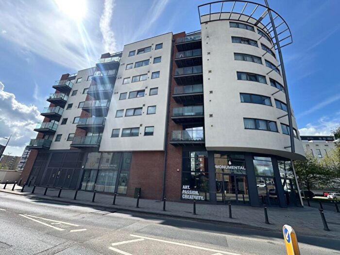 1 Bedroom Apartment To Rent In Neptune Marina, Coprolite Street, Ipswich, Suffolk, IP3