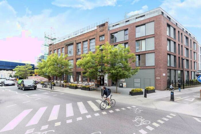 1 Bedroom Flat To Rent In Richmond Road, London Fields, E8