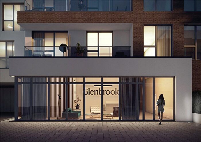 2 Bedroom Flat For Sale In Glenbrook Apartments, Hammersmith, W6