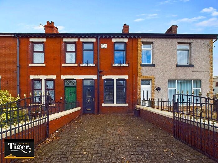 2 Bedroom Terraced House To Rent In School Road, Blackpool, FY4