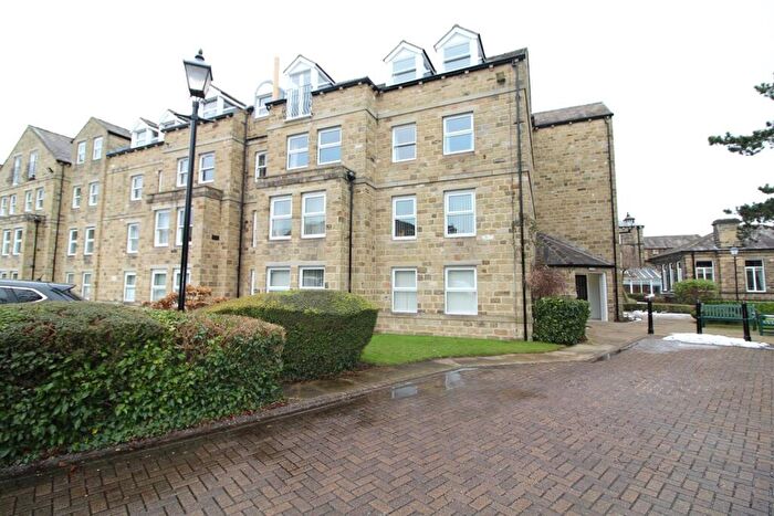 2 Bedroom Apartment To Rent In Lister Court, Ilkley, LS29