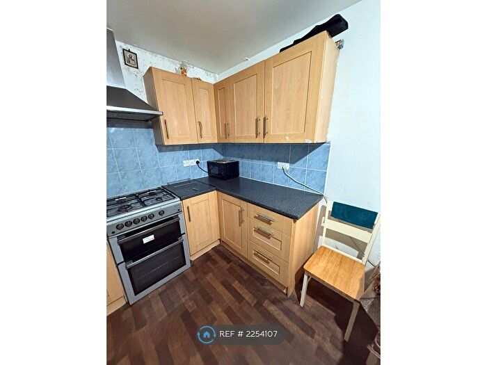 3 Bedroom Terraced House To Rent In Creigton Avenue, East Ham, E6