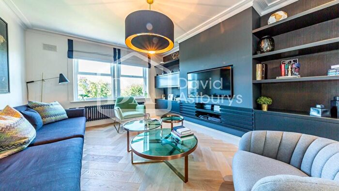 1 Bedroom Apartment To Rent In Fox Lane, Palmers Green, London, N13