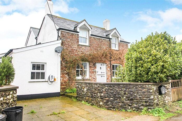 3 Bedroom Detached House To Rent In Holsworthy, Devon, EX22