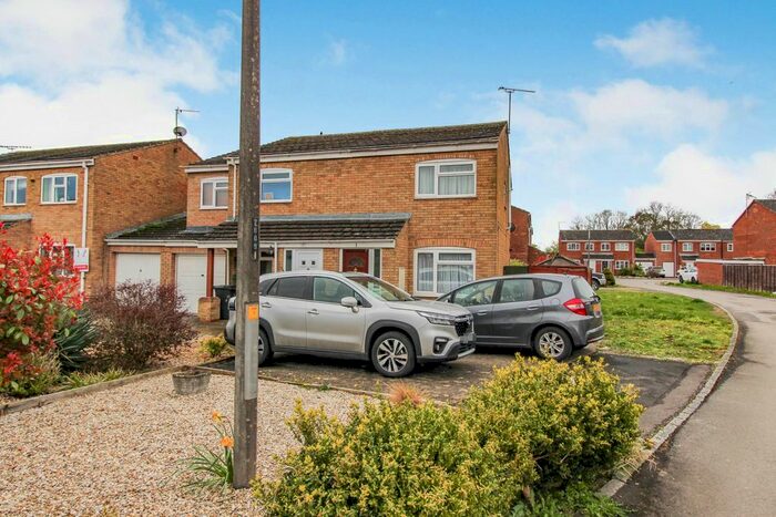 2 Bedroom Semi-Detached House To Rent In Desborough, Freshbrook, Swindon, SN5