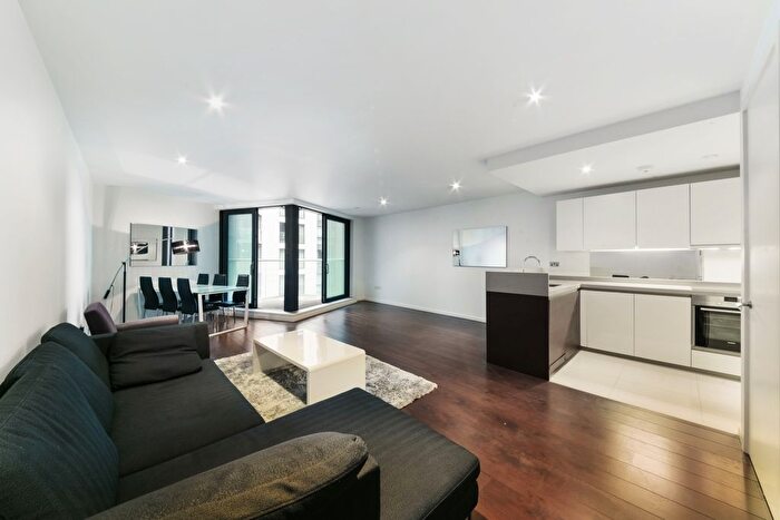 2 Bedroom Flat To Rent In Baltimore Wharf, Canary Wharf, London, E14