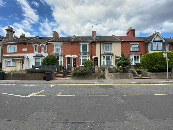 3 Bedroom Terraced House To Rent In Beaver Road, Ashford, TN23