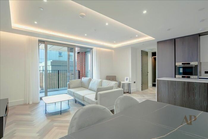 2 Bedroom Flat To Rent In Errington House, Brigade Mews, London, SE1