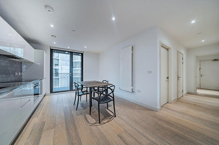 2 Bedroom Apartment To Rent In Royal Crest Avenue, London, E16