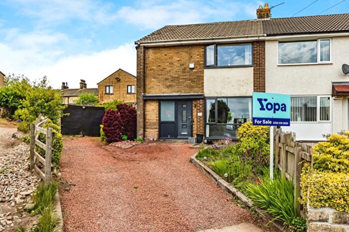 3 Bedroom Semi-Detached House For Sale In Eastwood Close, Halifax, Calderdale, West Yorkshire, HX2