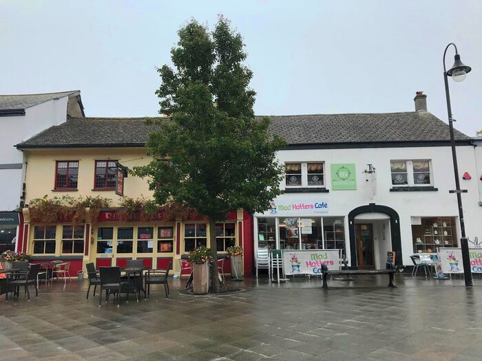 1 Bedroom Flat To Rent In Court Mews, Newton Abbot, TQ12