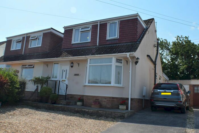 4 Bedroom Semi-Detached House For Sale In Downend Crescent, Puriton, Bridgwater, TA6