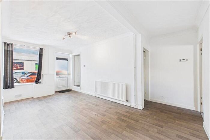 3 Bedroom Terraced House To Rent In Vine Terrace, Hucknall, NG15