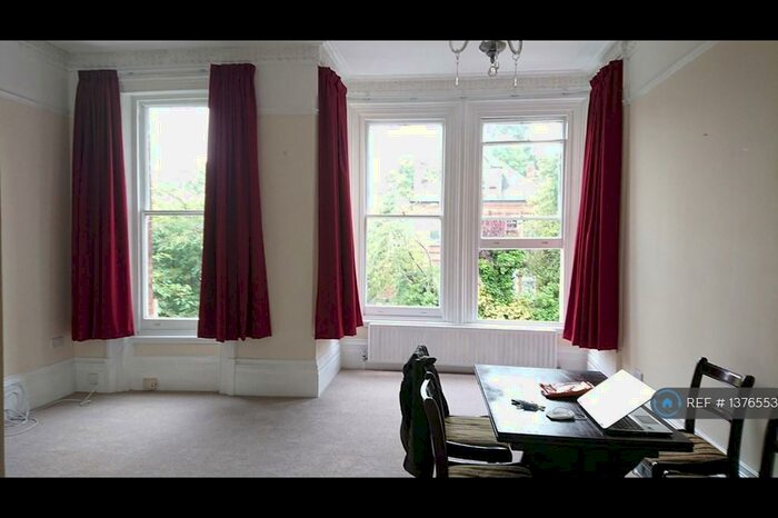 2 Bedroom Flat To Rent In Coolhurst Road, London, N8