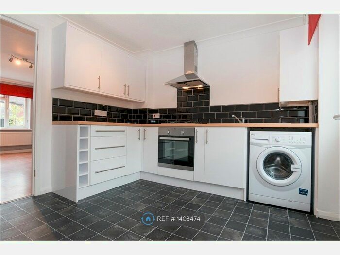 2 Bedroom Terraced House To Rent In Falcon Way, Ashford, TN23