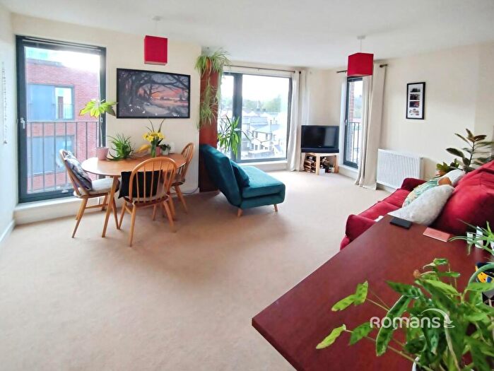 1 Bedroom Flat To Rent In Sebastopol Road, Aldershot, Hampshire, GU11