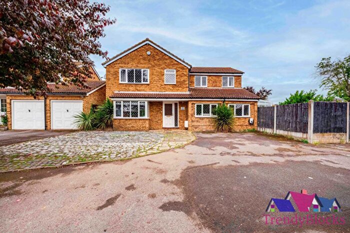 4 Bedroom Detached House To Rent In Brooke Drive, Gravesend, Kent, DA12