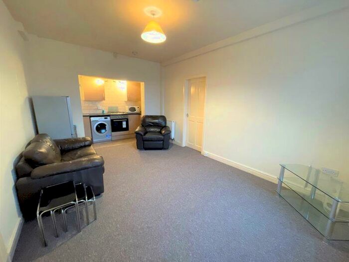 1 Bedroom Flat To Rent In Liverpool Road, Manchester, M44