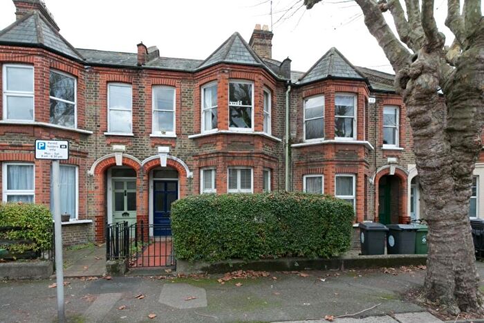 1 Bedroom Flat To Rent In Cornwallis Road, Walthamstow, E17