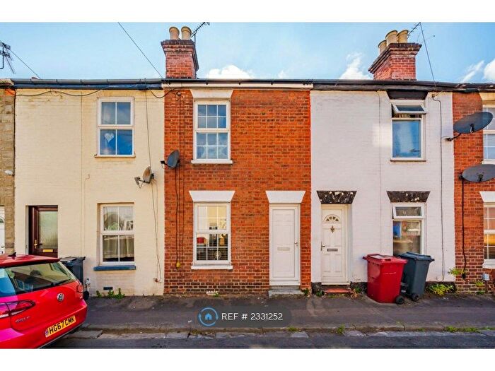 2 Bedroom Terraced House To Rent In Little Street, Reading, RG1