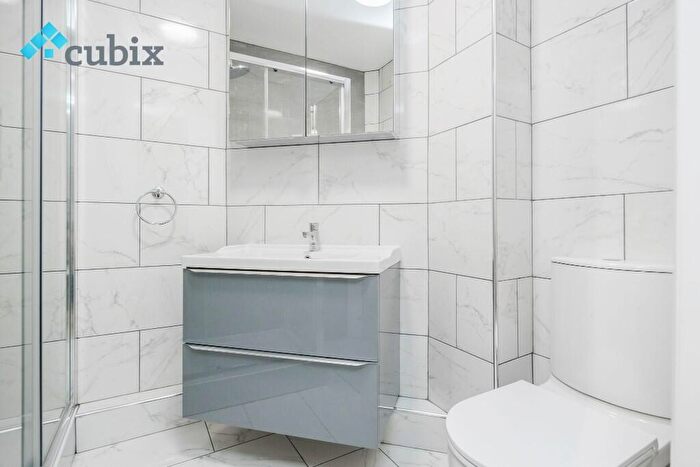 3 Bedroom Flat To Rent In Balfour Street, London, SE17