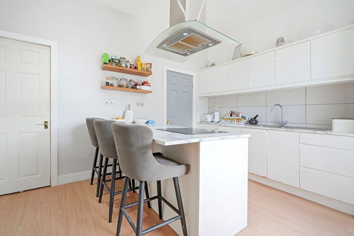 3 Bedroom End Of Terrace House For Sale In Blake Street, Walkley, Sheffield, S6