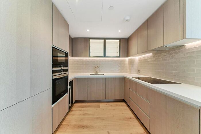 2 Bedroom Apartment To Rent In Huntington House, Prince Of Wales Drive, Battersea, London, SW11
