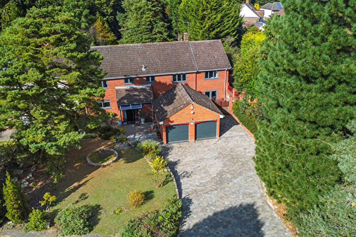 6 Bedroom Detached House For Sale In Hurnard Drive, Lexden, Colchester, CO3