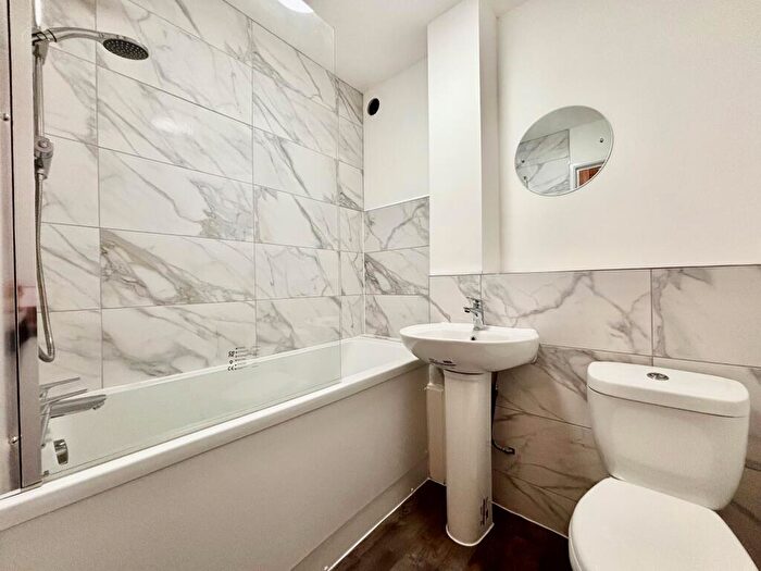 1 Bedroom Flat To Rent In Appollo House, Illustrious Close, Lordswood, ME5