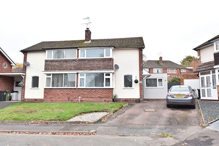 3 Bedroom Semi Detached House For Sale In Pensnett, The Plantation, DY5