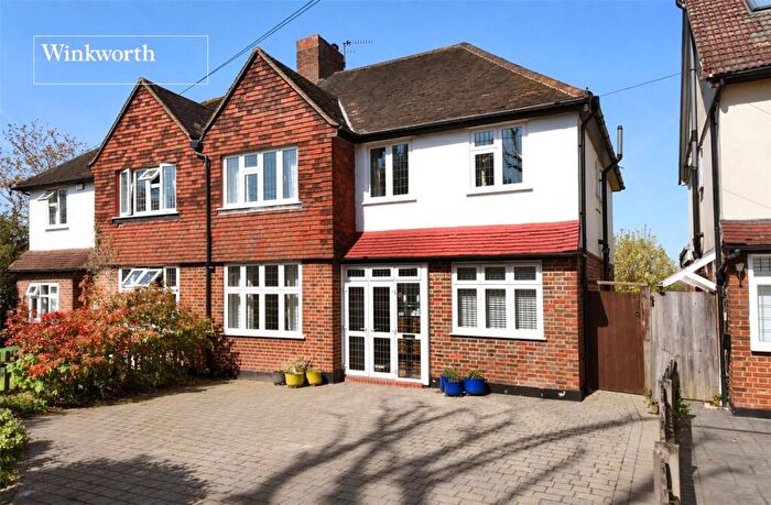 5 Bedroom Semi Detached House For Sale In Cheam Road, Cheam, Sutton, SM1