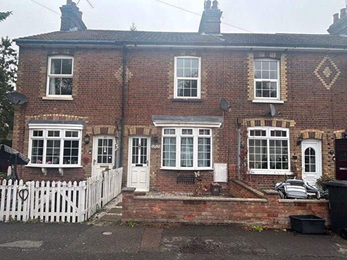 2 Bedroom Terraced House To Rent In The Lane, Chalton, LU4