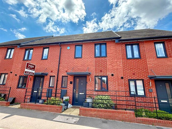 2 Bedroom Terraced House For Sale In Barn Owl Close, Whiteley, PO15