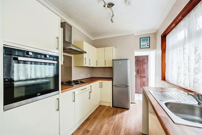 3 Bedroom Terraced House For Sale In Adames Road, Portsmouth, PO1